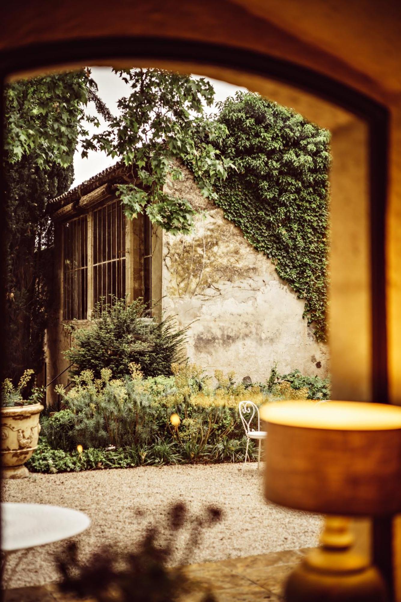 Le Galinier, a Beaumier hotel Lourmarin Exterior foto